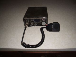  CB Radio with Matching Mic CB 2460 Sharp Electronics Corp