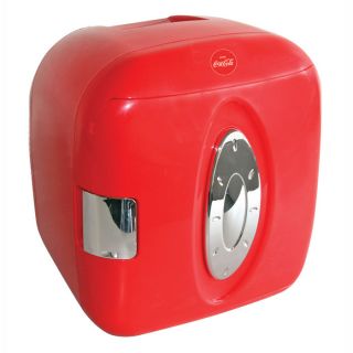  with this easily accessible Koolatron Coca Cola Personal Cube Fridge
