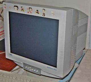 NEC MultiSync FE700 16 Flat Screen CRT Computer Monitor
