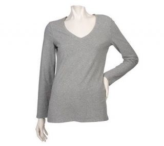 Motto Essentials Lightweight Long Sleeve V neck T shirt —