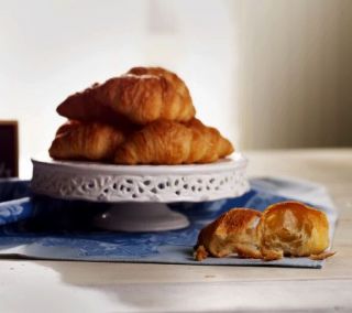 Authentic Gourmet 30 pc. Mini Croissants & 6 Bonus Minis —