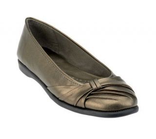 Easy Street Giddy Ballet Flat with Pleating Detail   A229671