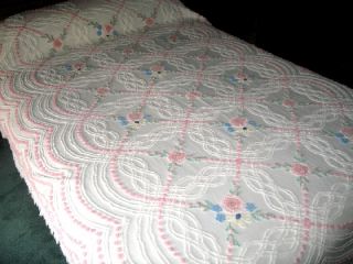  Orginal Cabin Craft Floral Chenille Bedspread Twin 76 x 102