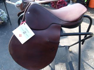 New Courbette Mekur DL Close Contact Saddle 16.5  seat med/wide tree