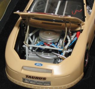 24 Elite 2005 Elliott Sadler #38 M&Ms Ford Taurus Test Car (1 of