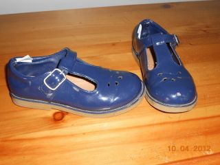 GYMBOREE MARY JANES GIRLS SIZE 12 CLASSROOM KITTY NAVY BLUE BUCKLE TOO