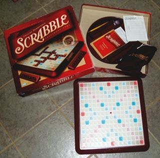 SCRABBLE Deluxe Edition rotating turntable gameboard 2001 complete