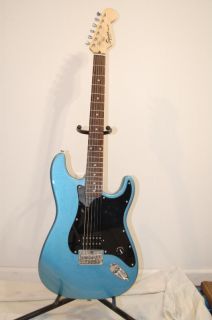 Squier Fender Strat Stratocaster Guitar Tom Delonge 182
