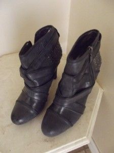 DKNYC Hadley Black Leather Womens Shoes Size 9 5 Ankle Boots Heels