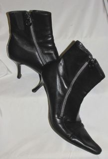 DONALD J. PLINER Beautiful Black Leather Hi Heel Ankle BOOTS 9N Free