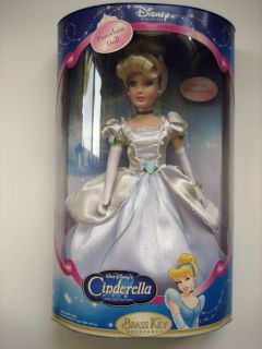 Disney Princess Cinderella Special Edition Brass Key Porcelain Doll
