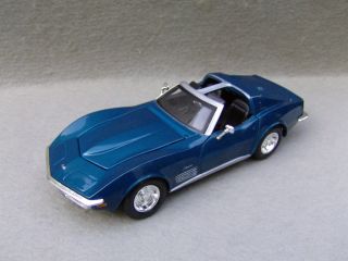  1970 Chevy Corvette T Top Diecast D Blue 1 24