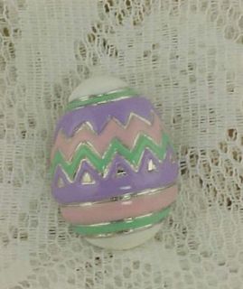 Hand Painted Decorated Easter Egg Pin Pendant