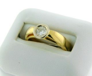 Beautiful Solid 18K Yellow Gold Bezel Set VS1 G Diamond Solitaire Ring