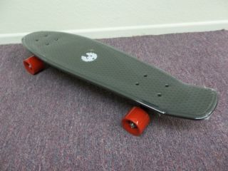  rekon plastic banana board skateboard cruiser black n red wheels 28
