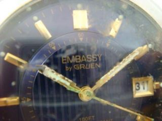  Embassy by Gruen Gem 2113 Mens Blue Face Silver Gold Tone Band Watch
