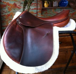 Beautiful Luc Childeric Close Contact French Saddle 17 5 M Width