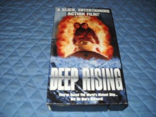 Deep Rising VHS 1998 Famke Janssen Treat Williams 786936066791
