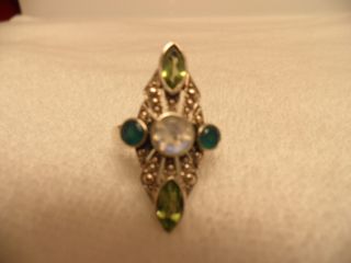 NICKY BUTLER ELONGATED RING WITH MOONSTONE PERIDOT & GREEN TOPAZ SZ 10