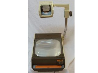 3M Model 213 Overhead Projector, 15 cord, wide On/Off switch