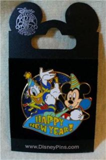 Walt Disney World Mickey Mouse Donald Duck Happy New Year Pin