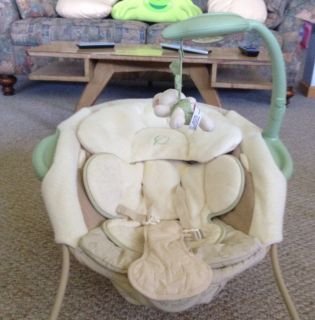 Fisher Price Baby Papasan Vibrating Chair