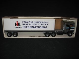  Ertl 481 8141 International Eagle Truck Trailer