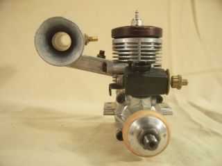 HP 40 Hirtenberg RC Model Airplane Engine w Muffler Perry Carburetor