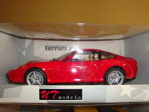 Ferrari F 550 Maranello Red 1 18 UT Models Very RARE Discontinued