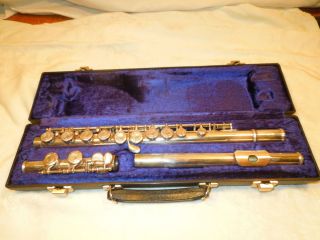 Yamaha YFL 225SII Flute in Good Condition with Hard Case