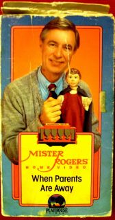 MISTER ROGERS HOME VIDEO VHS VIDEOTAPE WHEN PARENTS ARE AWAY RARE