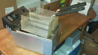 Used Anvil 7110 Deep Fryer 10 Pounds Countertop 110 V