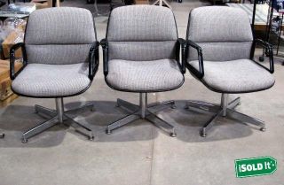  Gray Cushioned Armed Office Computer Desk Chair Furniture Used