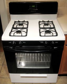 NICE Frigidaire Gas Range/Oven 30in 4.2cu/ft (Black/Off White) Exc