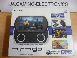  go 16GB Piano Black Handheld System w 3 full game  New Sealed