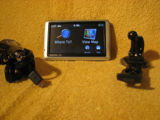 Garmin Nuvi 1450T Automotive GPS Receiver with Accessories