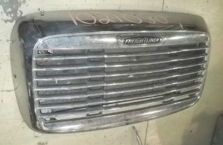Freightliner Columbia Chrome Grill Panel Assembly