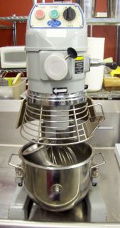 Used Globe SP10 10 Quart Mixer Includes Whip Beater Bowl Guard Good