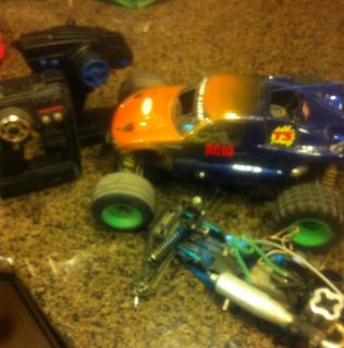Gas Powered RC 10 GT Truck with Extra Parts Car