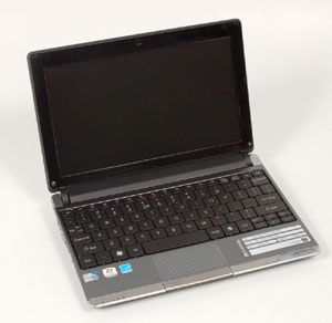 Up for auction is this Gateway LT2104u Netbook for parts or repair
