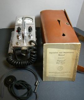 Geiger Counter PRO Model 107C in case RARE Atomic Civil Defense