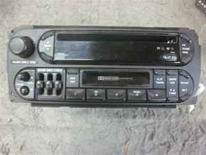 1999 2000 Jeep Grand Cherokee CD Cassette Radio RAZ