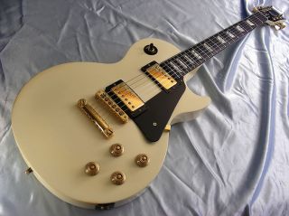 1990 Gibson USA Les Paul Studio White with Gold Hardware Cool Looks