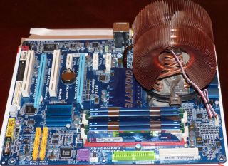 Gigabyte Motherboard Core2 Quad CPU 8GB DDR2 Memory Zalman Heatsink