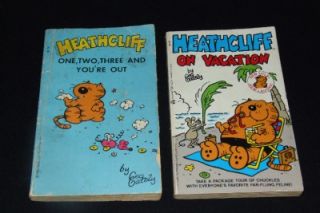 Heathcliff   2 Vtg 82 & 86, 1 2 3 Youre Out & On Vacation Paper