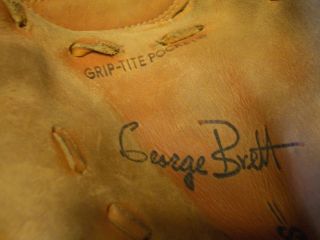 Very Old Vintage Wilson Softball Glove A9830 Made in USA LQQK Read