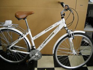 Northwoods Ladies Crosstown 21 Speed Hybrid Bicycle White