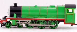 HO Scale Train Thomas Friends Henry The Green Engine 58745