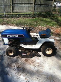 Ford LT8 Riding Lawn Mower 8HP Briggs and Stratton