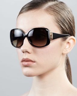D0G2F Fendi Oversized Zucca Temple Sunglasses, Black